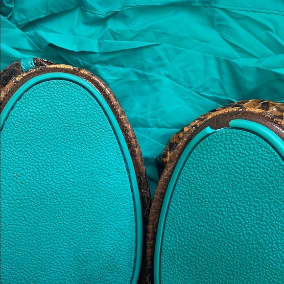 Tieks Mocha snake  size 8 like new left show some damage on the front see photo - Picture 3 of 16